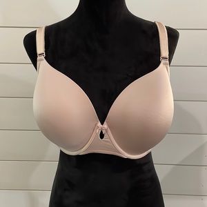 Torrid BLACK 360° BACK SMOOTHING™ lightly lined t-shirt BRA 44D